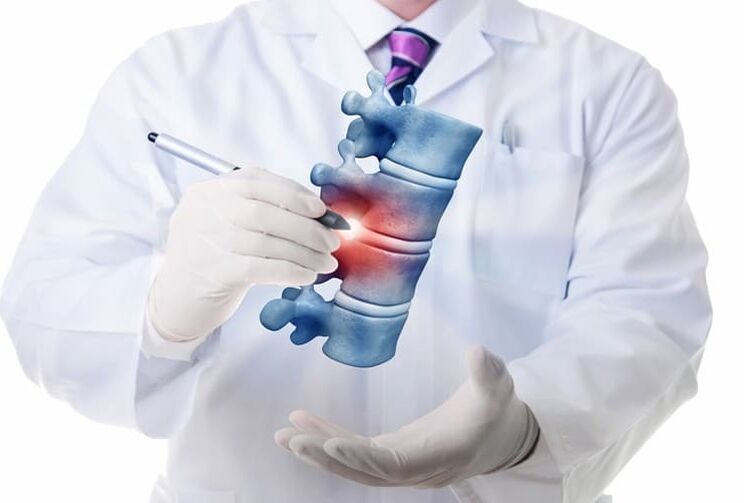 léze páteře v důsledku hrudní osteochondrózy